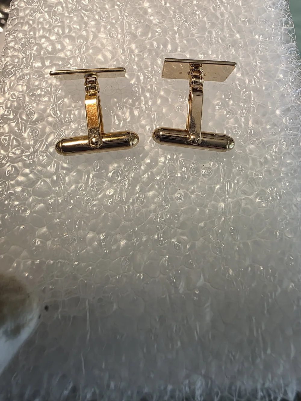 Vintage Givenchy Gold Tone Rectangle 4G Logo CufflinksCategory